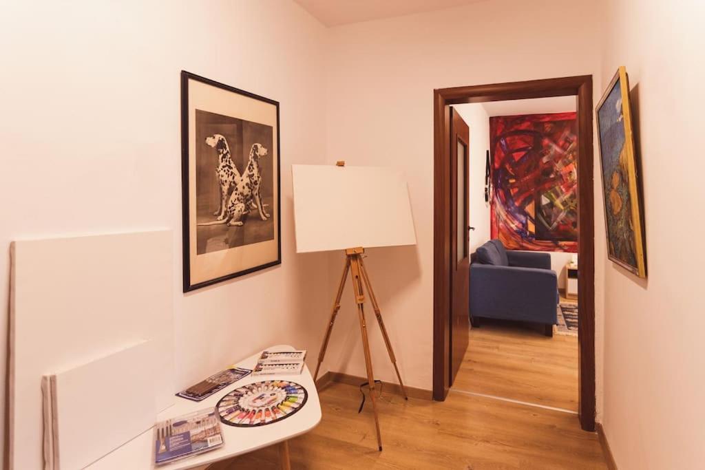 Apartment Art Myslym Shyri
